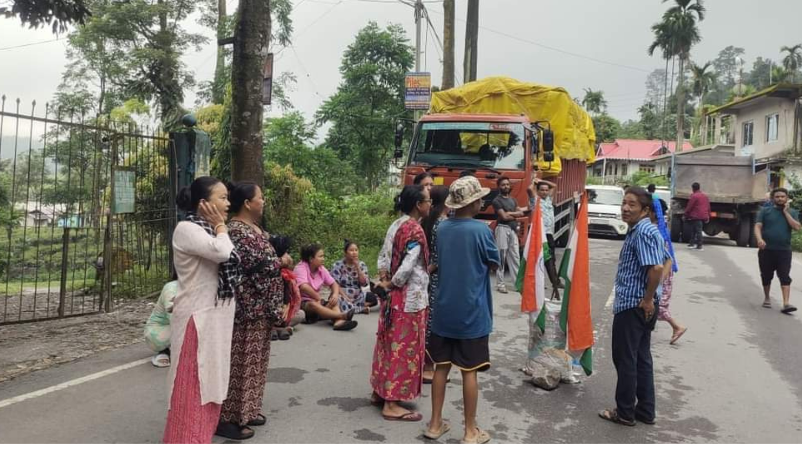 West Bengal: Eight Workers’ Associations Call 12-Hour Strike Demanding 20% Bonus