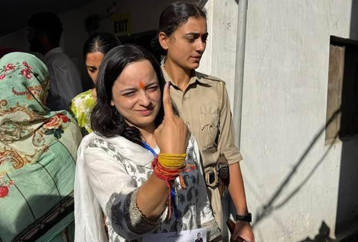 J-K polls: BJP candidate Shagun Parihar casts vote