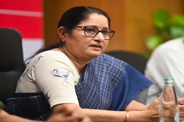 Union Minister Annapurna Devi Announces Inclusion of Anganwadi Workers Under Ayushman Bharat Yojana