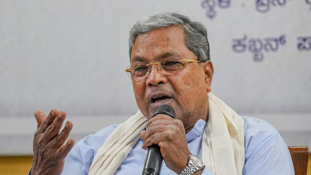 Karnataka HC issues notice to CM, others on plea seeking transfer of MUDA case to CBI