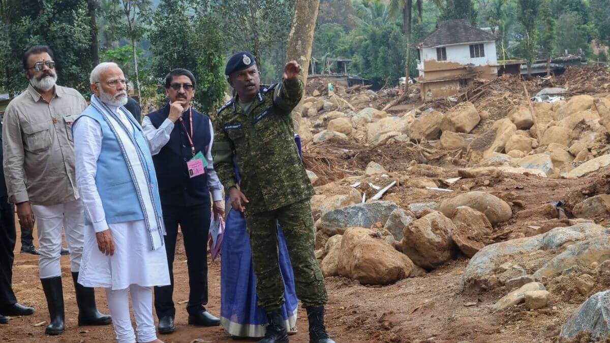 wayanadlandslides:pmmodisayscentrestandswithkeralatoprovideallpossiblehelpinrelief