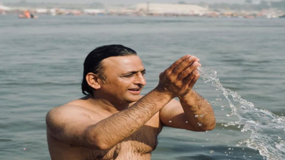 Akhilesh Yadav takes holy dip in Sangam at Maha Kumbh