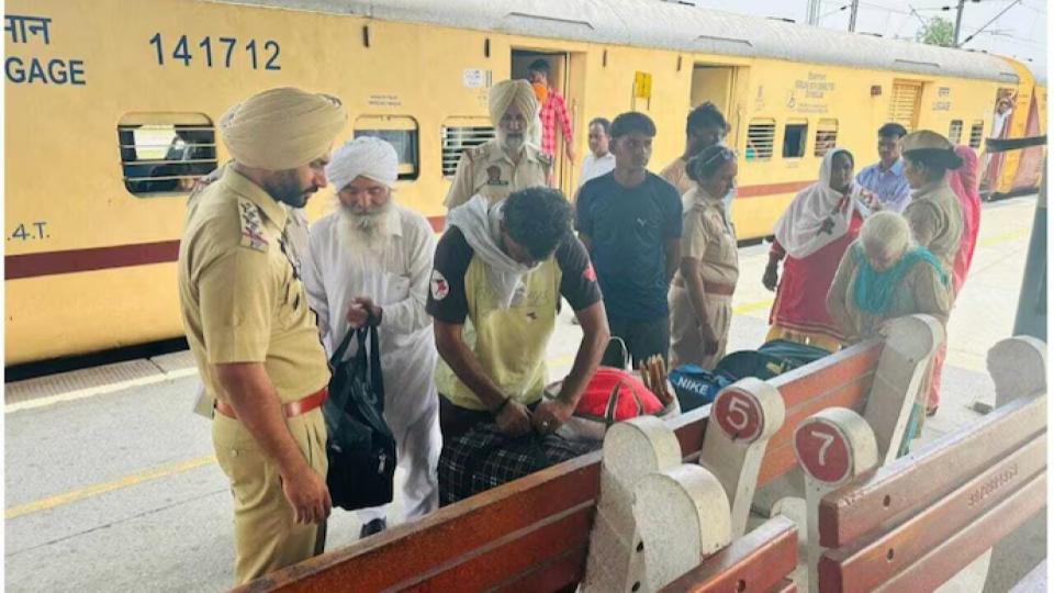 cordonandsearchoperationconductedatpunjabrailwaystations