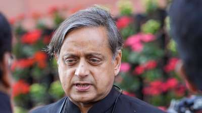 noneedtowaitforseptember2025pmwillchangenextmonth:shashitharoor