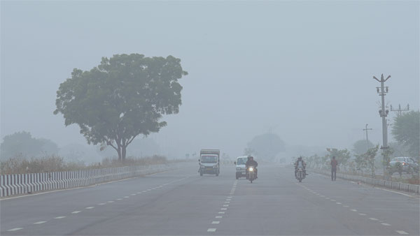 Delhi records lowest 4.9 degrees Celsius minimum temperature today