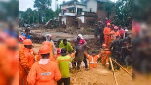 wayanadlandslides:armyrecovers70bodiesrescues1000people