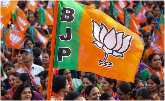 Celebrations break out as BJP poised for victory in Delhi