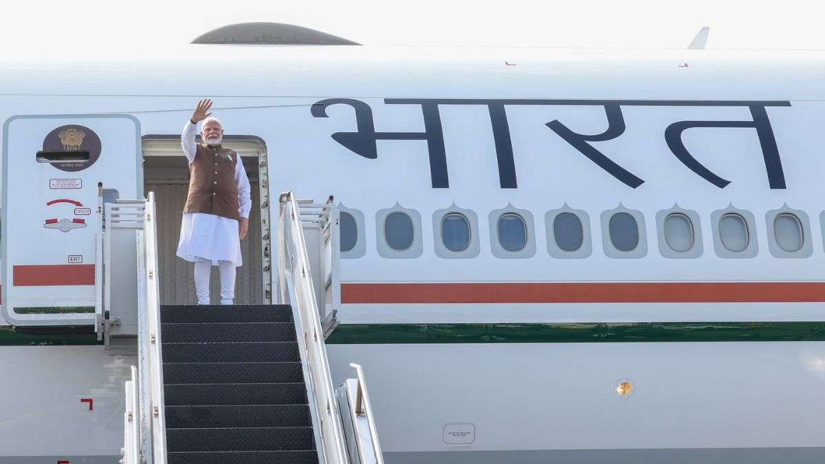 PM leaves on two-day visit to Laos today